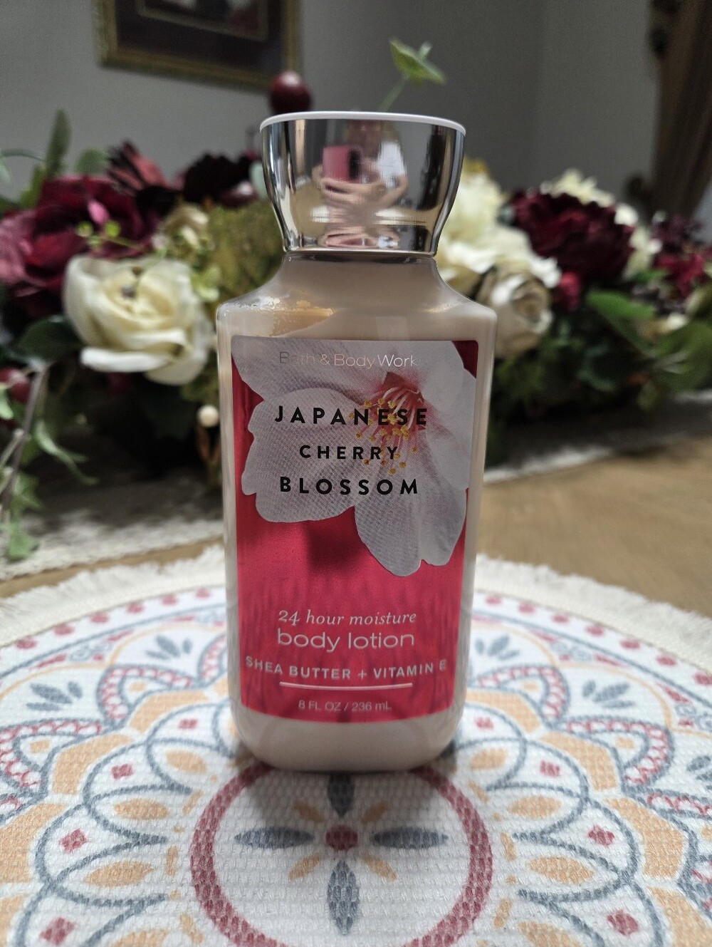Bath & Body Works Japanese Cherry Blossom Lotion - Pink & White